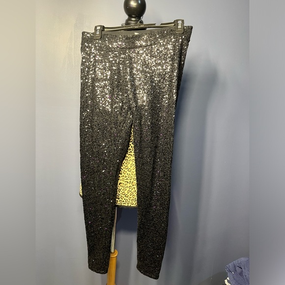 Victoria's Secret Pink Yoga Bling Sequin Leggings Black Size Small - Picture 1 of 5